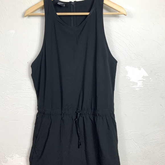 The North Face Adventure Dress Black Sleeveless Women’s L Cinched Waist Outdoor - Picture 1 of 10